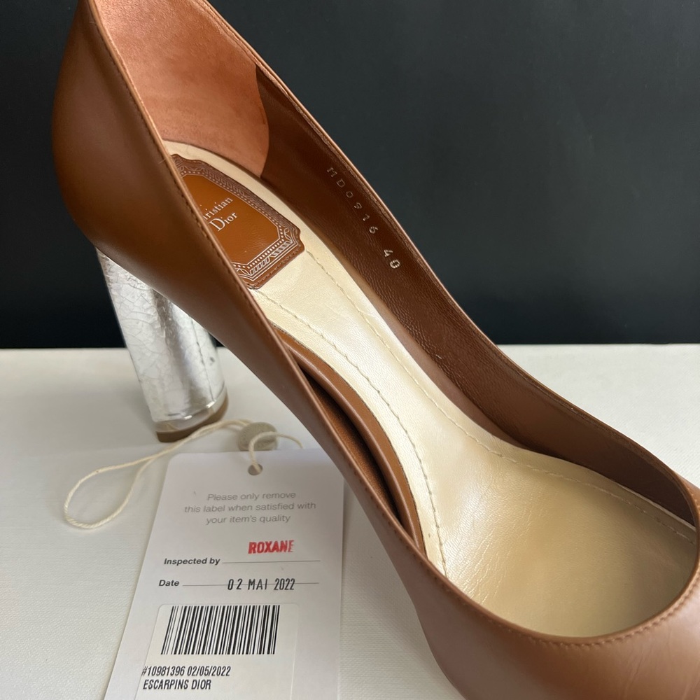 ⛔️ SOLD ⛔️Authentic DIOR Heels. Worn Once. Size EUR40 - Picture 6 of 16